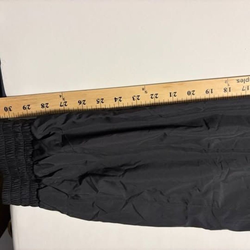 Mens Designer loose fit mid rise full length pant. MED - Picture 9 of 9